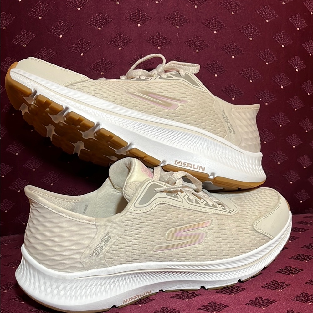 Skechers Women's Cream Running Shoes